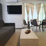 Crystal & Mamaia Nord Апартаменты 3*