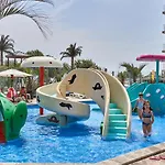 Crystal & Mamaia Nord