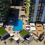 Crystal & Mamaia Nord Нэводари