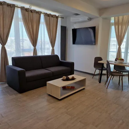 Appartement Crystal & Mamaia Nord