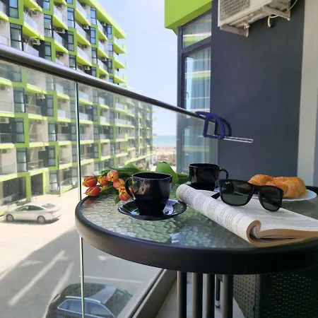 아파트 Crystal & Mamaia Nord Năvodari