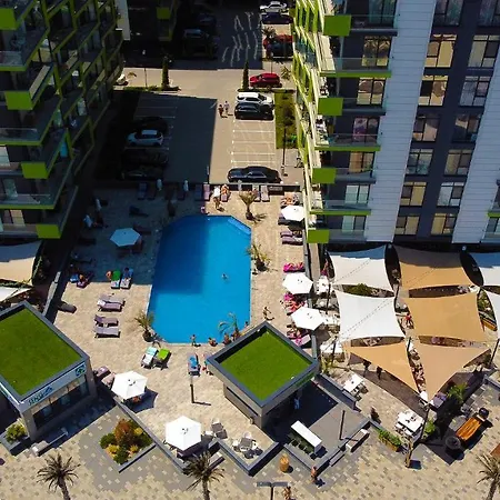 Crystal & Mamaia Nord Năvodari