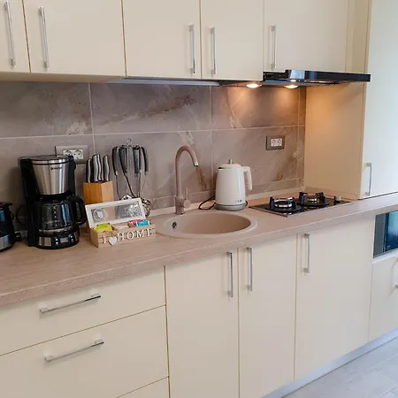 Appartement Crystal & Mamaia Nord Năvodari