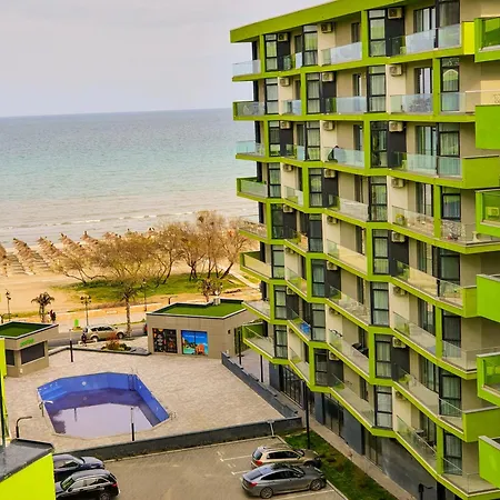 Crystal & Mamaia Nord Appartement 3*